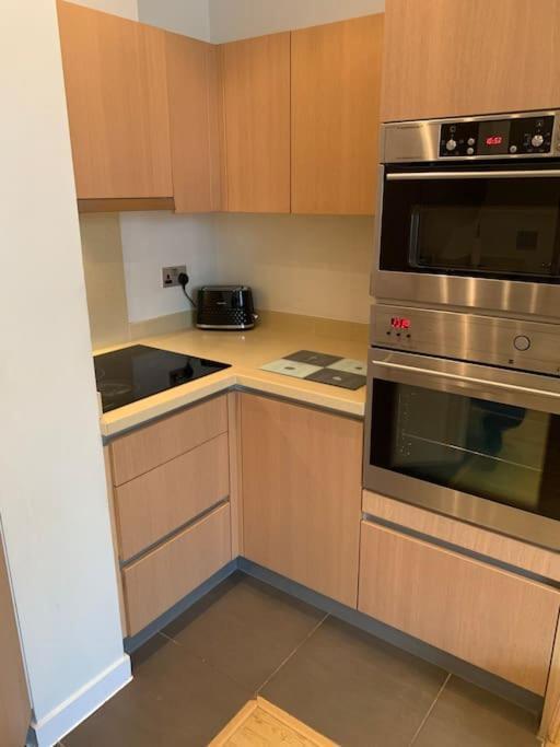 Stunning 2 Bed Flat! Centrally Located In London, Uk! Ngoại thất bức ảnh