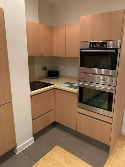 Stunning 2 Bed Flat! Centrally Located In London, Uk! Ngoại thất bức ảnh