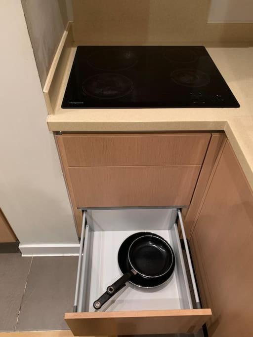 Stunning 2 Bed Flat! Centrally Located In London, Uk! Ngoại thất bức ảnh