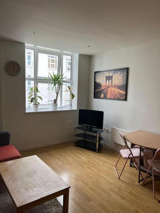 Stunning 2 Bed Flat! Centrally Located In London, Uk! Ngoại thất bức ảnh
