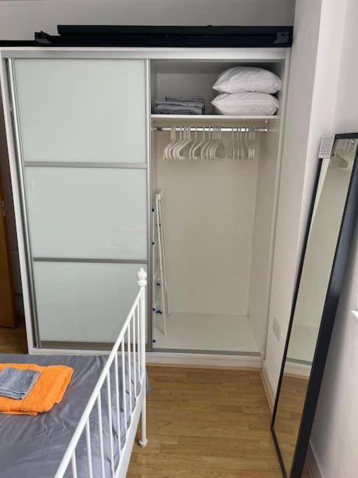 Stunning 2 Bed Flat! Centrally Located In London, Uk! Ngoại thất bức ảnh